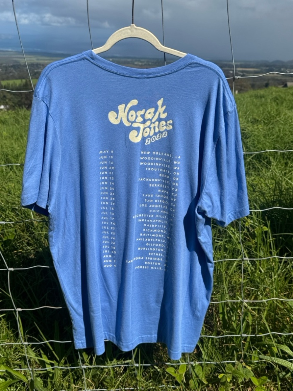 NORA Jones  Concert Tee 2022  I got a Jones in for Nora 2xl - Picture 3 of 5